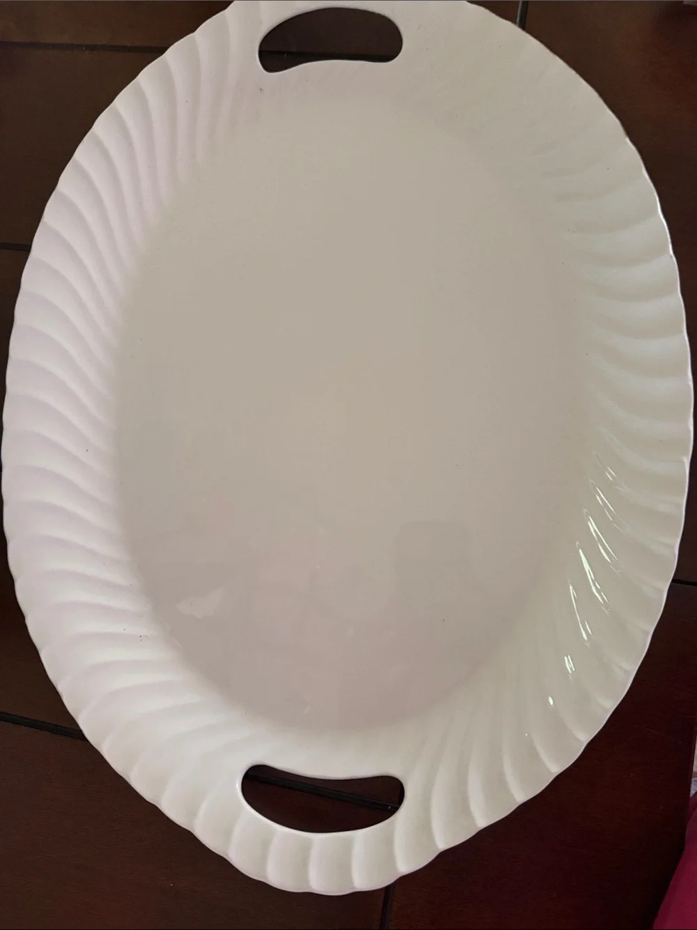 Lovely White Ceramic Oval Serving Platter with Integrated Handles/Japan